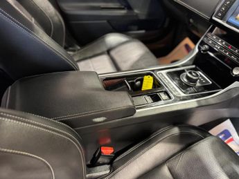 Jaguar XE 2.0i R-Sport Auto Euro 6 (s/s) 4dr