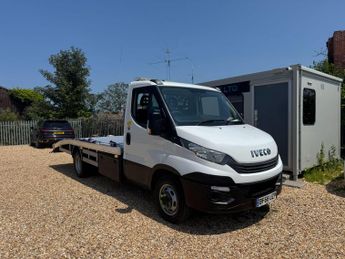 Iveco Daily 2.3 TD 14V 35C 3450 RWD L2 2dr