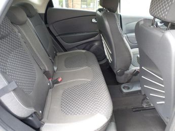 Renault Captur 1.5 dCi ENERGY Dynamique S Nav EDC Euro 6 (s/s) 5dr