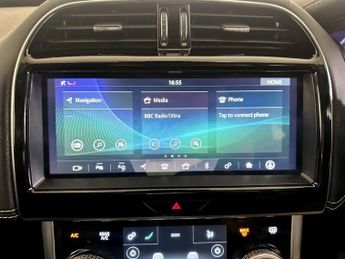Jaguar XE 2.0 P250i R-Dynamic SE Auto Euro 6 (s/s) 4dr