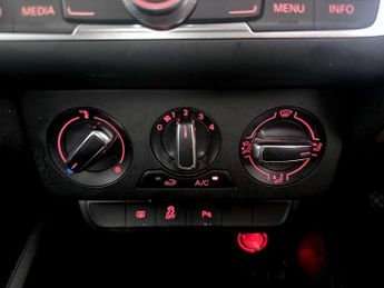 Audi A1 1.0 TFSI Sport S Tronic Euro 6 (s/s) 3dr (Nav)