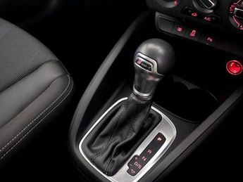 Audi A1 1.0 TFSI Sport S Tronic Euro 6 (s/s) 3dr (Nav)