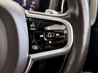 Volvo XC60 2.0 D4 R-Design Pro Auto AWD Euro 6 (s/s) 5dr