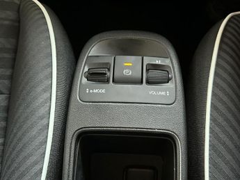 Fiat 500e 24kWh Action Auto 3dr