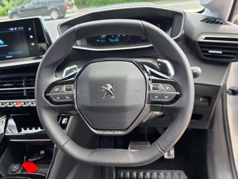 Peugeot 208 1.2 PureTech Allure Premium + EAT Euro 6 (s/s) 5dr