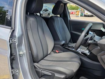 Peugeot 208 1.2 PureTech Allure Premium + EAT Euro 6 (s/s) 5dr