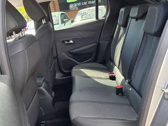 Peugeot 208 1.2 PureTech Allure Premium + EAT Euro 6 (s/s) 5dr