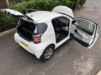Toyota iQ 1.0 VVT-i 2 Multidrive Euro 5 3dr