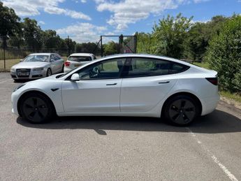 Tesla Model 3 (Dual Motor) Long Range Auto 4WDE 4dr
