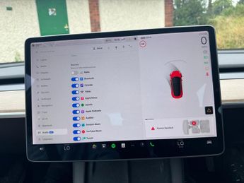 Tesla Model 3 (Dual Motor) Long Range Auto 4WDE 4dr