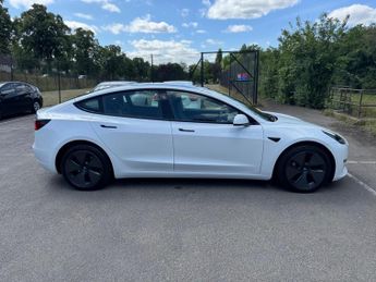 Tesla Model 3 (Dual Motor) Long Range Auto 4WDE 4dr