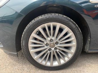 Vauxhall Astra 1.6 CDTi Elite Nav Sports Tourer Auto Euro 6 5dr