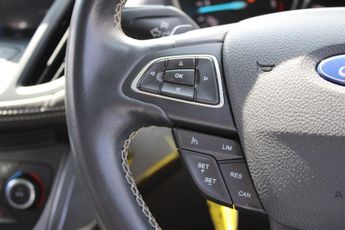 Ford Kuga 2.0 TDCi EcoBlue Vignale Powershift AWD Euro 6 (s/s) 5dr