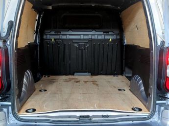 Vauxhall Combo Electric 2300 50kWh Sportive Auto L1 H1 5dr