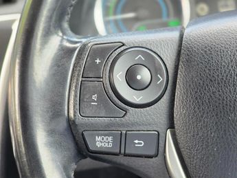 Toyota Auris 1.8 VVT-h Excel CVT Euro 5 (s/s) 5dr