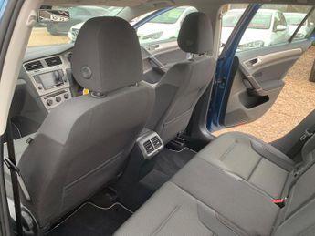 Volkswagen Golf 1.6 TDI BlueMotion Tech Match DSG Euro 6 (s/s) 5dr