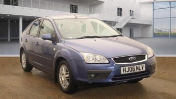 Ford Focus 1.6 Ghia 5dr