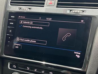 Volkswagen e-Golf 35.8kWh e-Golf Auto 5dr