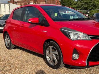 Toyota Yaris 1.5 VVT-h Icon E-CVT Euro 6 5dr (Safety Sense)