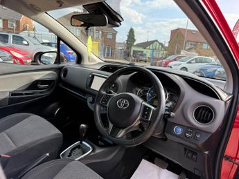 Toyota Yaris 1.5 VVT-h Icon E-CVT Euro 6 5dr (Safety Sense)
