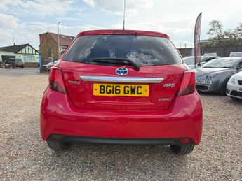 Toyota Yaris 1.5 VVT-h Icon E-CVT Euro 6 5dr (Safety Sense)