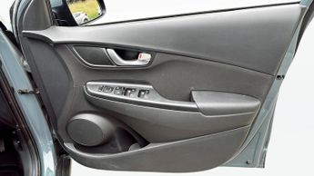 Hyundai Kona Se Connect Gdi Hev S-A