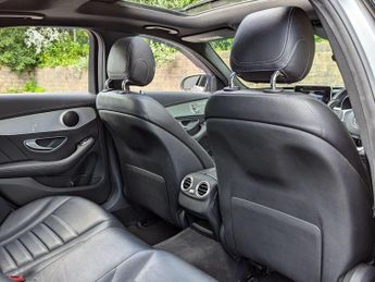 Mercedes-Benz C Class 2.1 C220 BlueTEC AMG Line (Premium) G-Tronic+ Euro 6 (s/s) 4dr