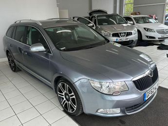 Skoda Superb 2.0 TDI Elegance DSG 4WD Euro 5 5dr