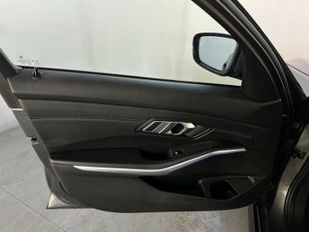 BMW 3 Series 2.0 320i M Sport Touring Auto Euro 6 (s/s) 5dr