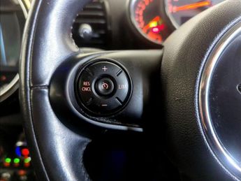 MINI Clubman 1.5 Cooper Euro 6 (s/s) 6dr
