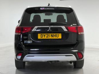Mitsubishi Outlander 2.4h TwinMotor 13.8kWh Exceed Safety CVT 4WD Euro 6 (s/s) 5dr