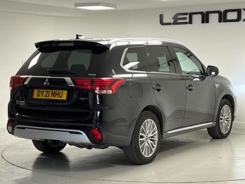 Mitsubishi Outlander 2.4h TwinMotor 13.8kWh Exceed Safety CVT 4WD Euro 6 (s/s) 5dr