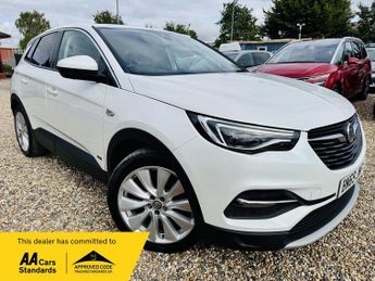 Vauxhall Grandland 1.6 13.2kWh Elite Nav Auto 4WD Euro 6 (s/s) 5dr Hybrid4