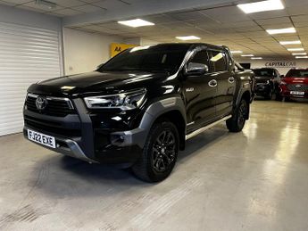 Toyota Hi Lux 2.8 D-4D Invincible X Auto 4WD Euro 6 (s/s) 4dr
