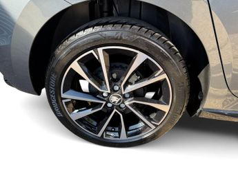 SKODA FABIA MONTE CARLO EDITION TSI DSG