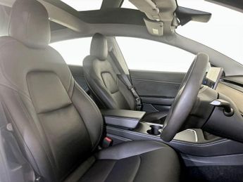 Tesla Model 3 Standard Range Plus Auto RWD 4dr