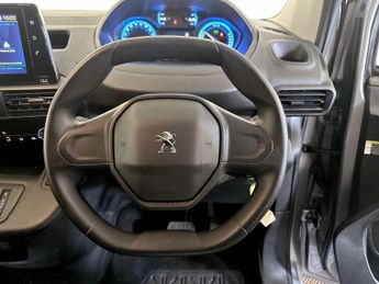 Peugeot e-Partner 800 50kWh Professional Premium + Standard Panel Van Auto SWB 5dr