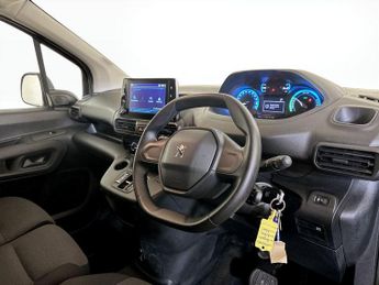 Peugeot e-Partner 800 50kWh Professional Premium + Standard Panel Van Auto SWB 5dr