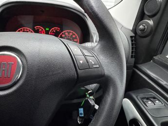 Fiat Qubo 1.3 MultiJet My Life Dualogic Euro 5 (s/s) 5dr