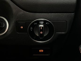 Mercedes-Benz GLA 2.0 GLA45 AMG SpdS DCT 4MATIC Euro 6 (s/s) 5dr