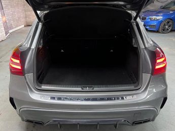 Mercedes-Benz GLA 2.0 GLA45 AMG SpdS DCT 4MATIC Euro 6 (s/s) 5dr