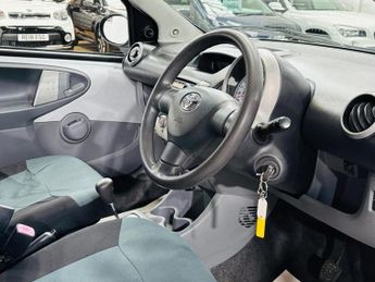 Toyota AYGO 1.0 VVT-i + MultiMode Euro 4 3dr