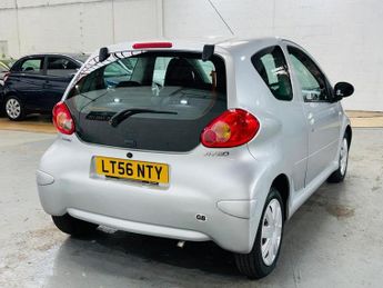 Toyota AYGO 1.0 VVT-i + MultiMode Euro 4 3dr