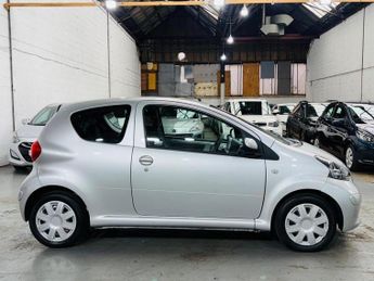Toyota AYGO 1.0 VVT-i + MultiMode Euro 4 3dr