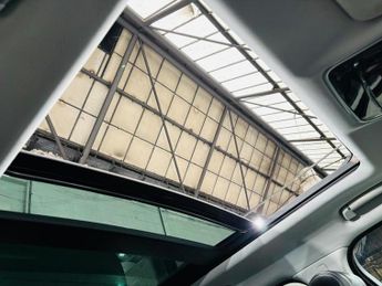 Land Rover Range Rover 4.4 SD V8 Vogue SE Auto 4WD Euro 5 5dr