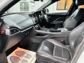 Jaguar F-PACE 2.0 D180 Prestige Auto AWD Euro 6 (s/s) 5dr