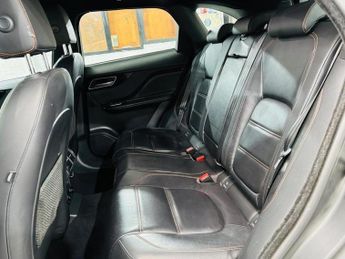 Jaguar F-PACE 2.0 D180 Prestige Auto AWD Euro 6 (s/s) 5dr