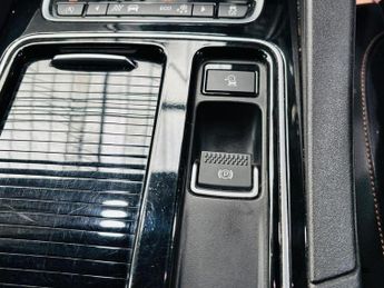 Jaguar F-PACE 2.0 D180 Prestige Auto AWD Euro 6 (s/s) 5dr