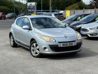 Renault Megane 1.6 16V Dynamique TomTom Euro 5 5dr