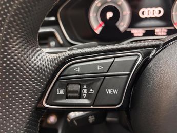 Audi A4 2.0 TDI 35 Black Edition S Tronic Euro 6 (s/s) 4dr